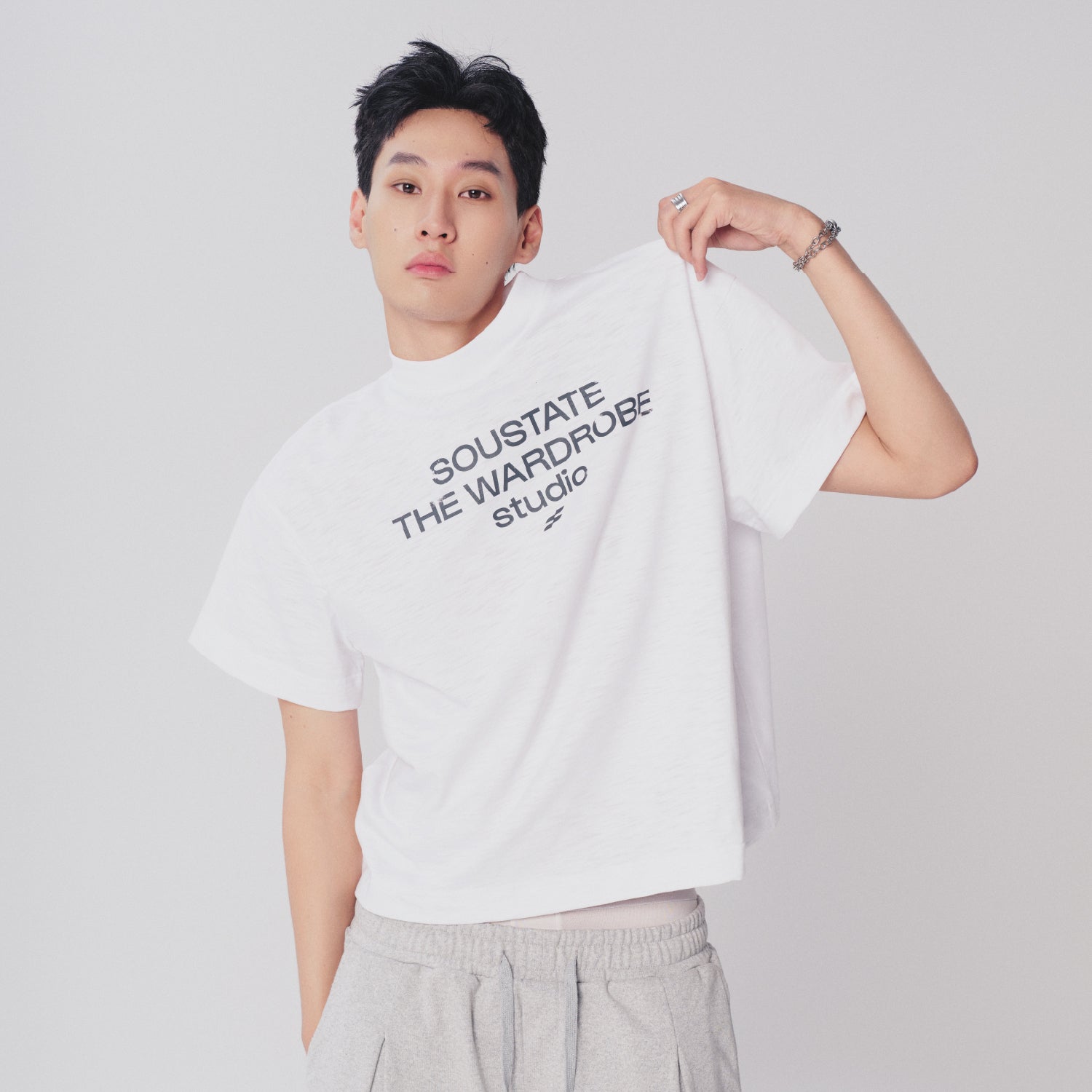 THE WARDROBE BIG BOXY T-SHIRT (2 MÀU)