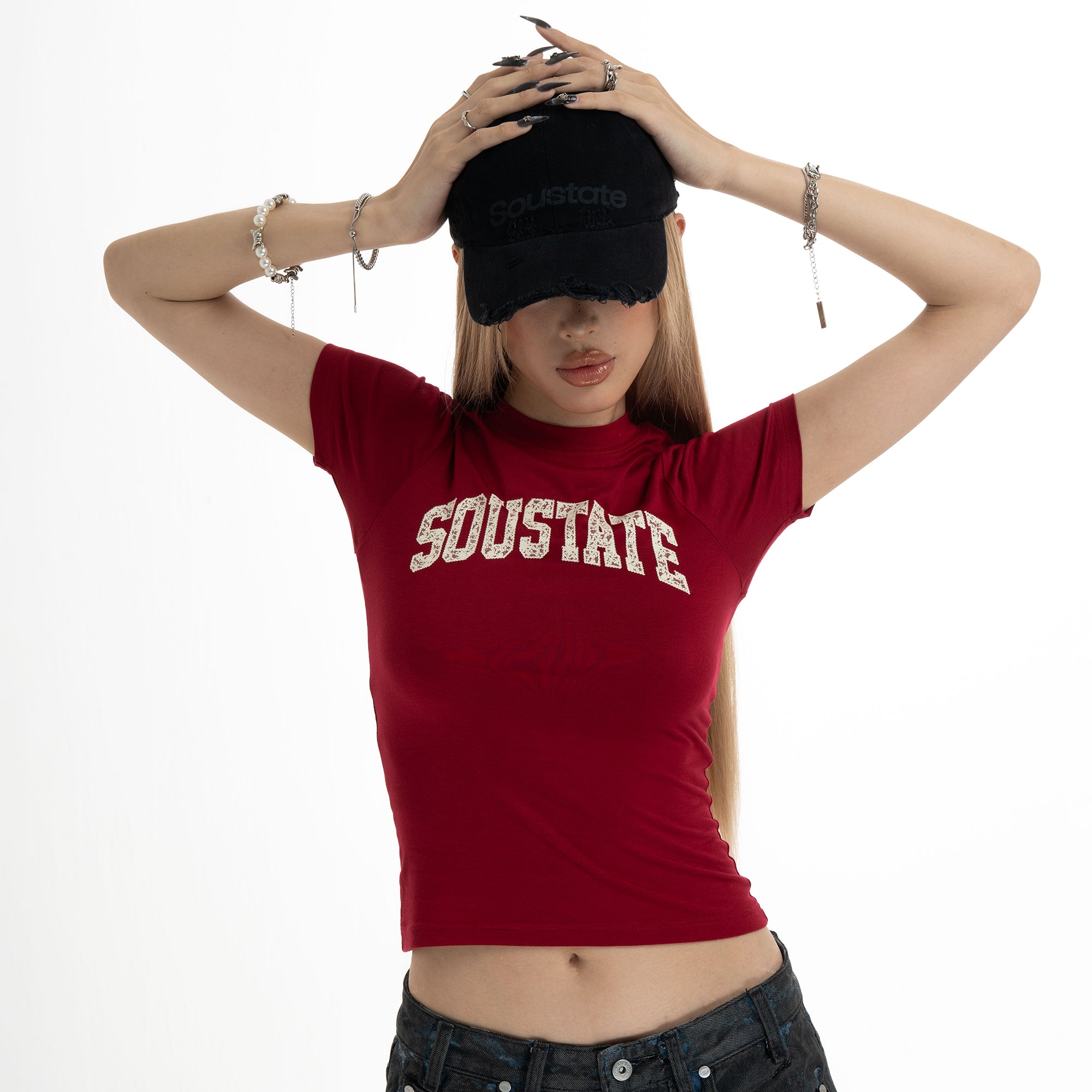 LACE LOGO BODY FIT T-SHIRT