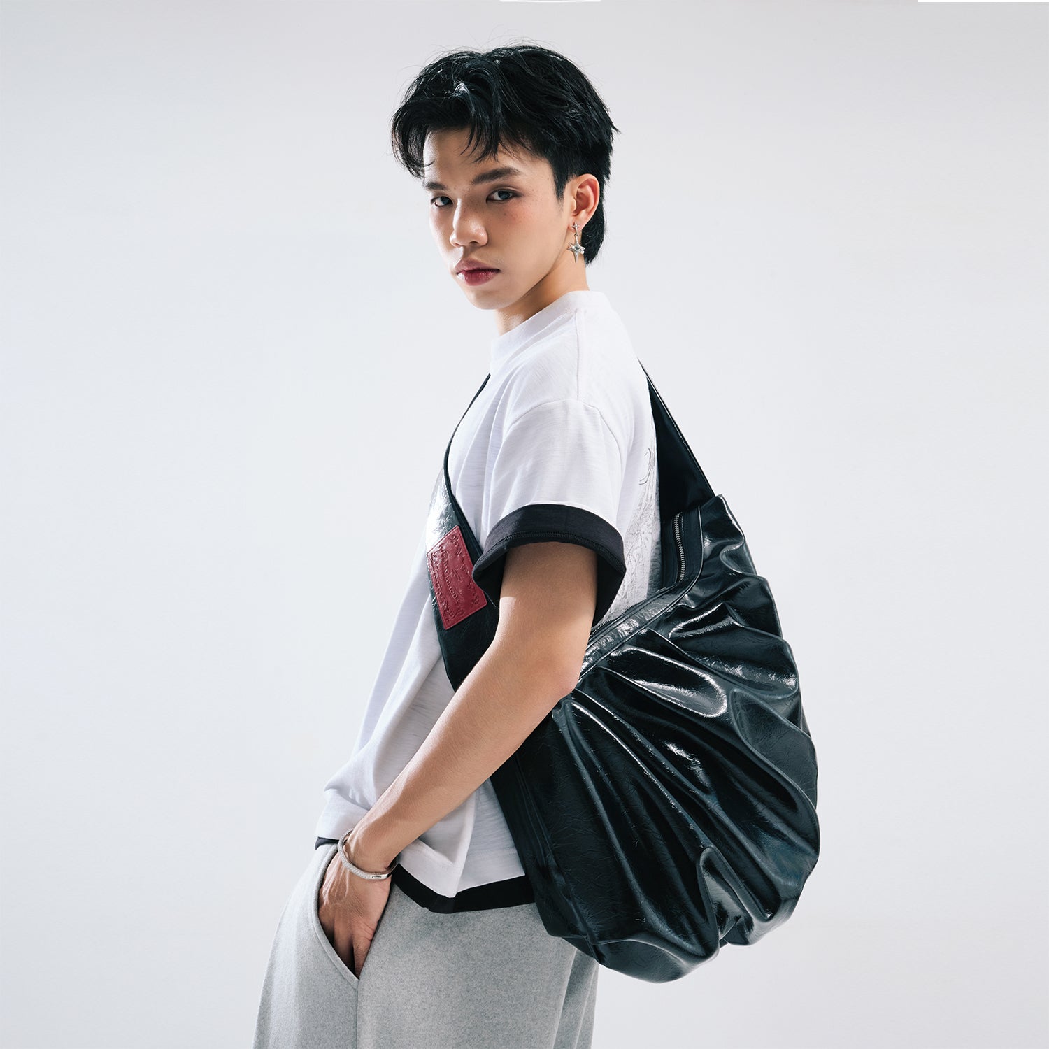 SOFT BUT COOL - "NÁCH MANG" SHOULDER BAG